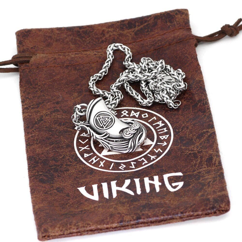 Pendentif Drakaar viking nordique.